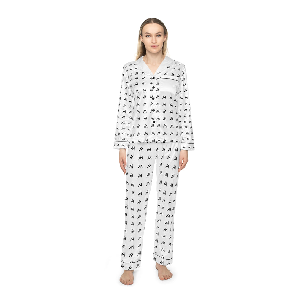Midnight prowl Women's Satin Pajamas Set, Luxurious Loungewear for Sleep, Perfect Gift for Her, Cozy Nightwear, Chic Homewear
